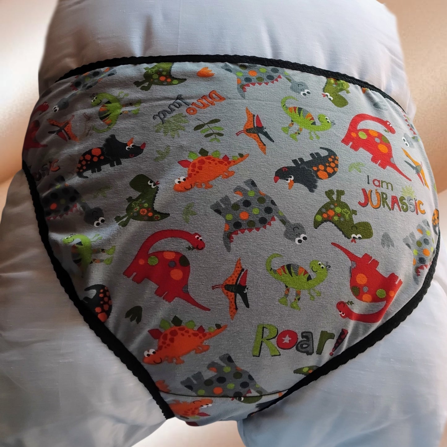 Culotte rigolote Taille 50 - Dinosaures sur fond gris