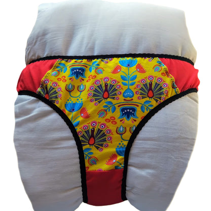 Culotte rigolote Taille 52 - Paons sur fond jaune