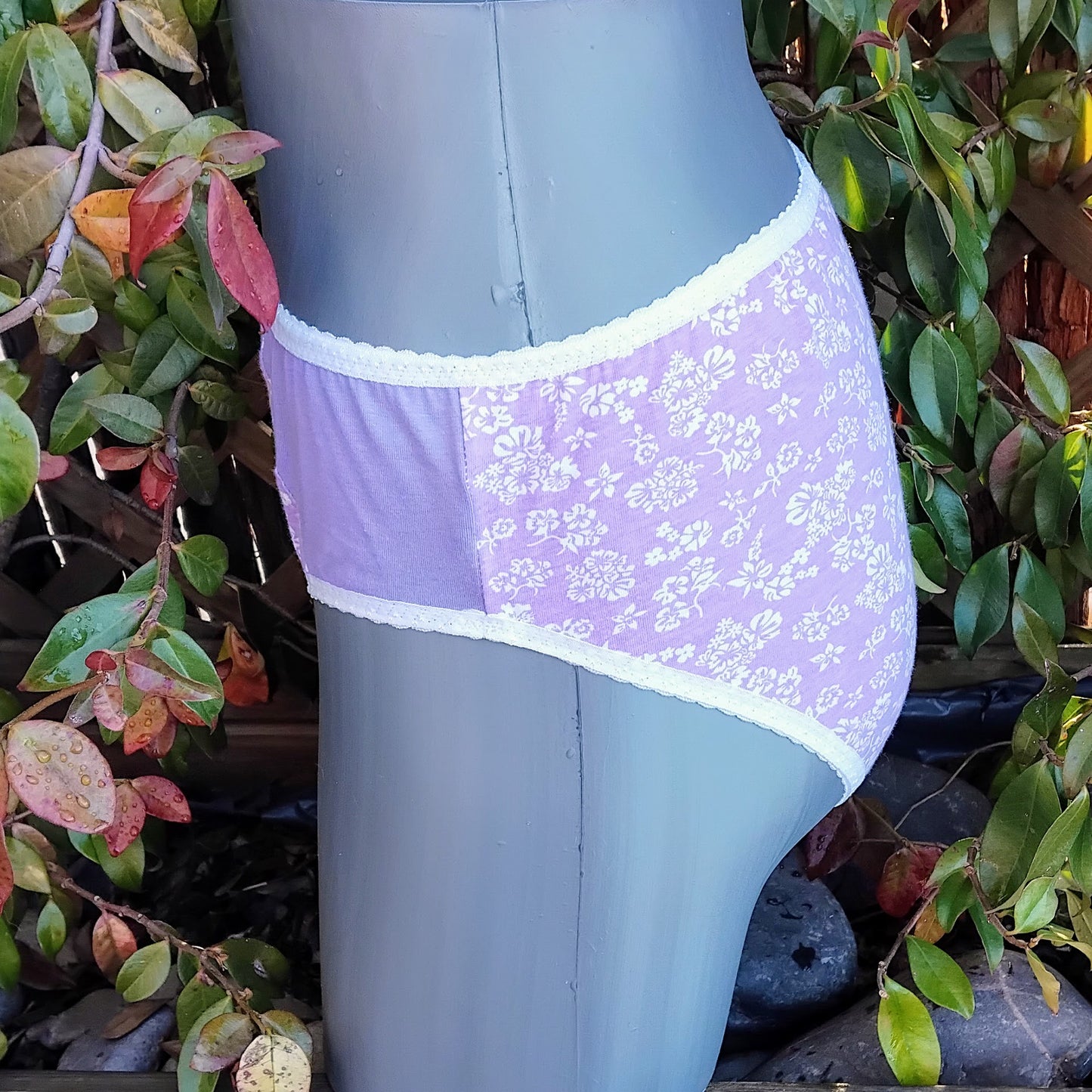 Culotte rigolote Taille 40 - Fleur violettes