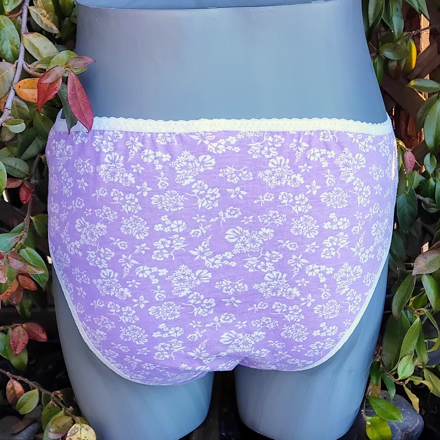 Culotte rigolote Taille 40 - Fleur violettes