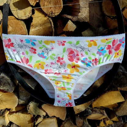 Culotte rigolote Taille 46 - Fleurs multicolores sur fond blanc