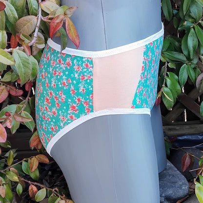 Culotte rigolote Taille 38 - Petites fleurs sur fond vert